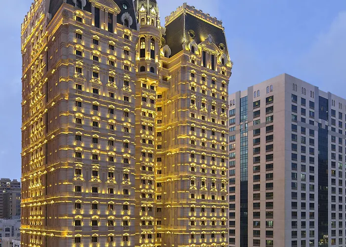Royal Rose Abu Dhabi, A Curio Collection By Hilton AffiliatedHotel Stelle